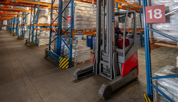 Warehouse & Distribution